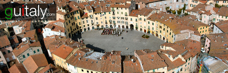 Lucca | Place de l'anfiteatro square - Lucques